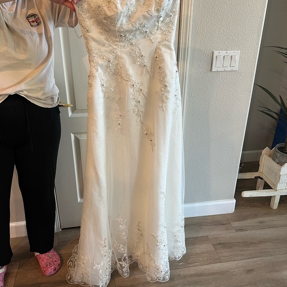 Jasmine-  wedding dress size 12 - Picture 3 of 10